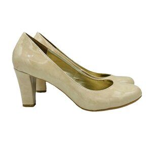 Laura Ashley Shoes Womens Size 7 M Beige Heels Patent Leather Pumps Slip On